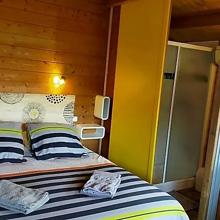 Le Gage Location De Vacance A La Semaine Holiday home